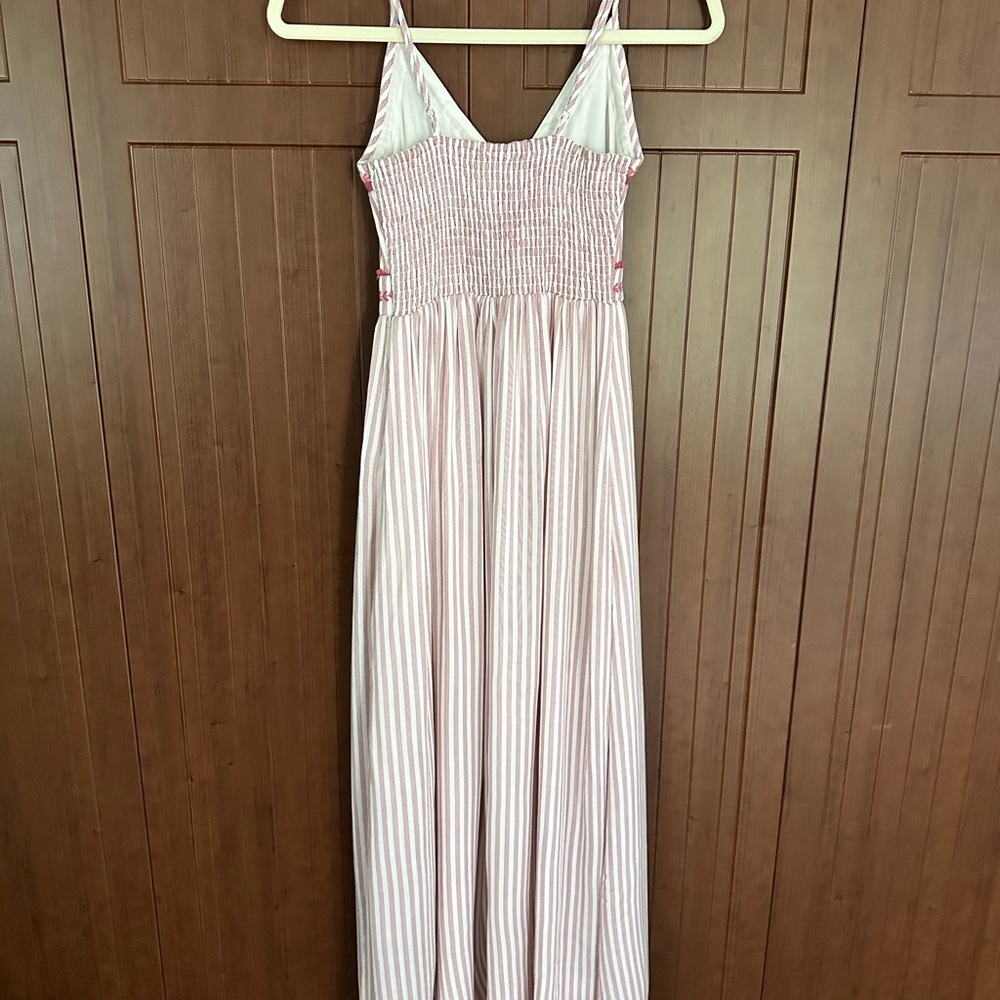 Elegant Pink and White Striped Maxi Dress - Picture 8 of 12